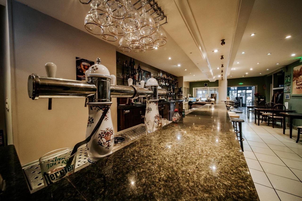 Hotel Le Tivoli Vic-en-Bigorre エクステリア 写真