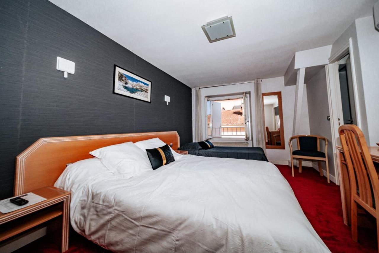 Hotel Le Tivoli Vic-en-Bigorre エクステリア 写真