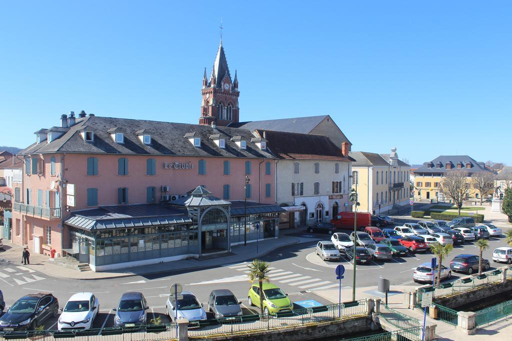 Hotel Le Tivoli Vic-en-Bigorre エクステリア 写真