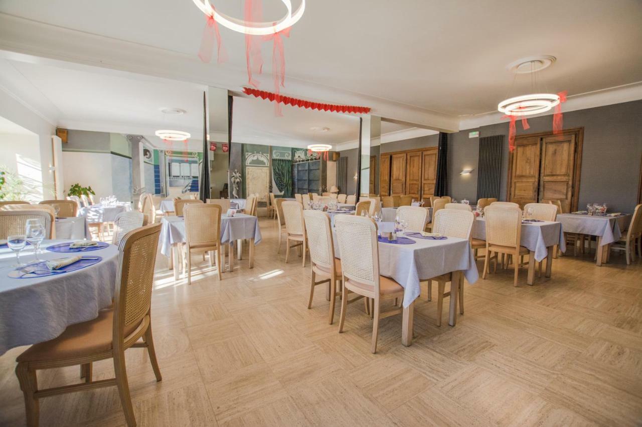 Hotel Le Tivoli Vic-en-Bigorre エクステリア 写真